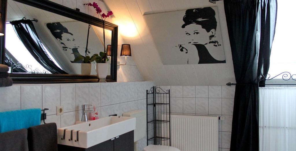 Gästehaus Gebauer Hornbach Zimmer foto